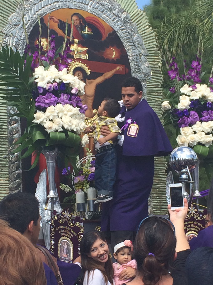 Milagros Crystal Cathedral Kissing the Anda boy Ashley